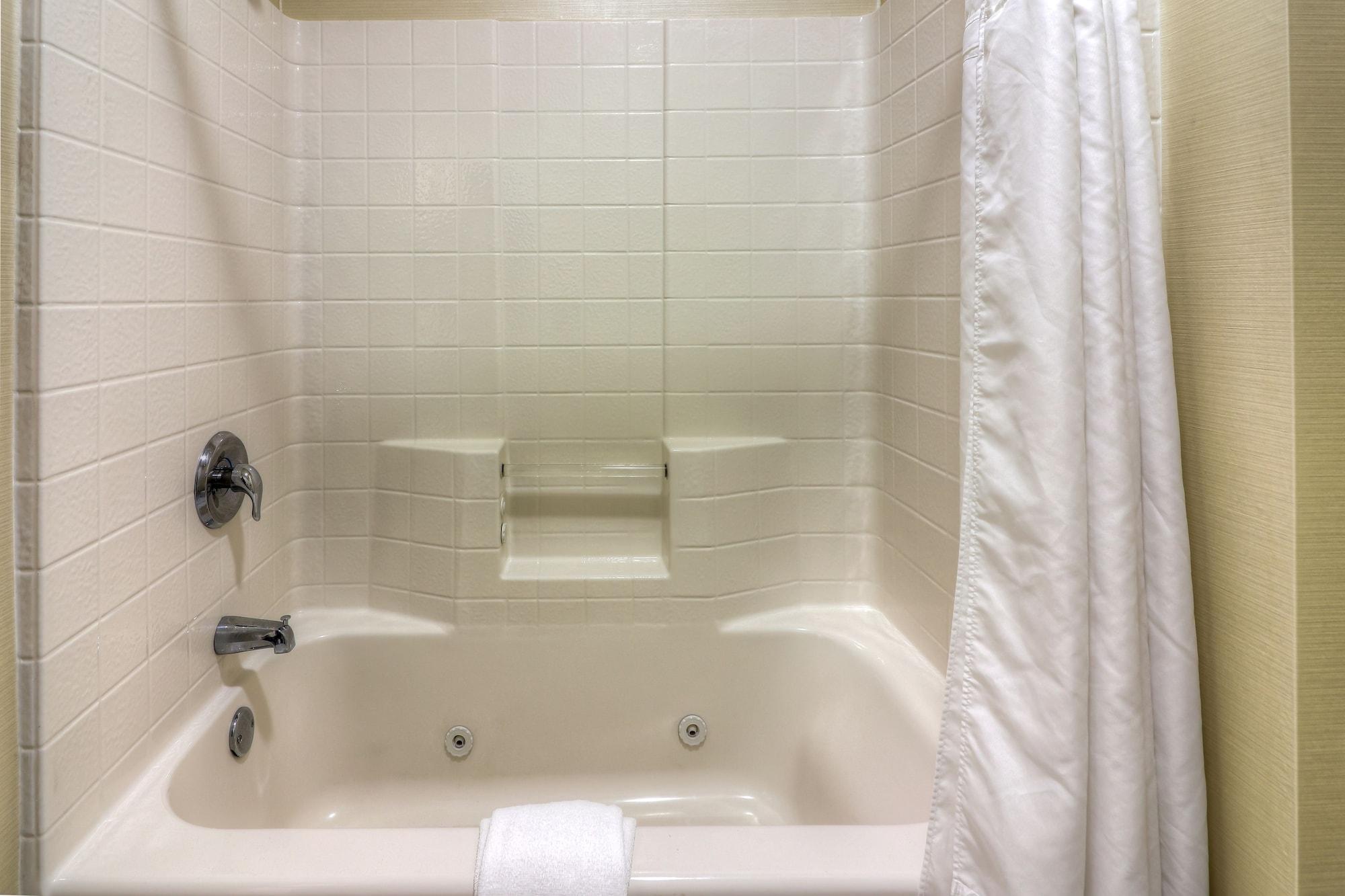 The Breakers Hotel & Suites 레오보스 비치 외부 사진