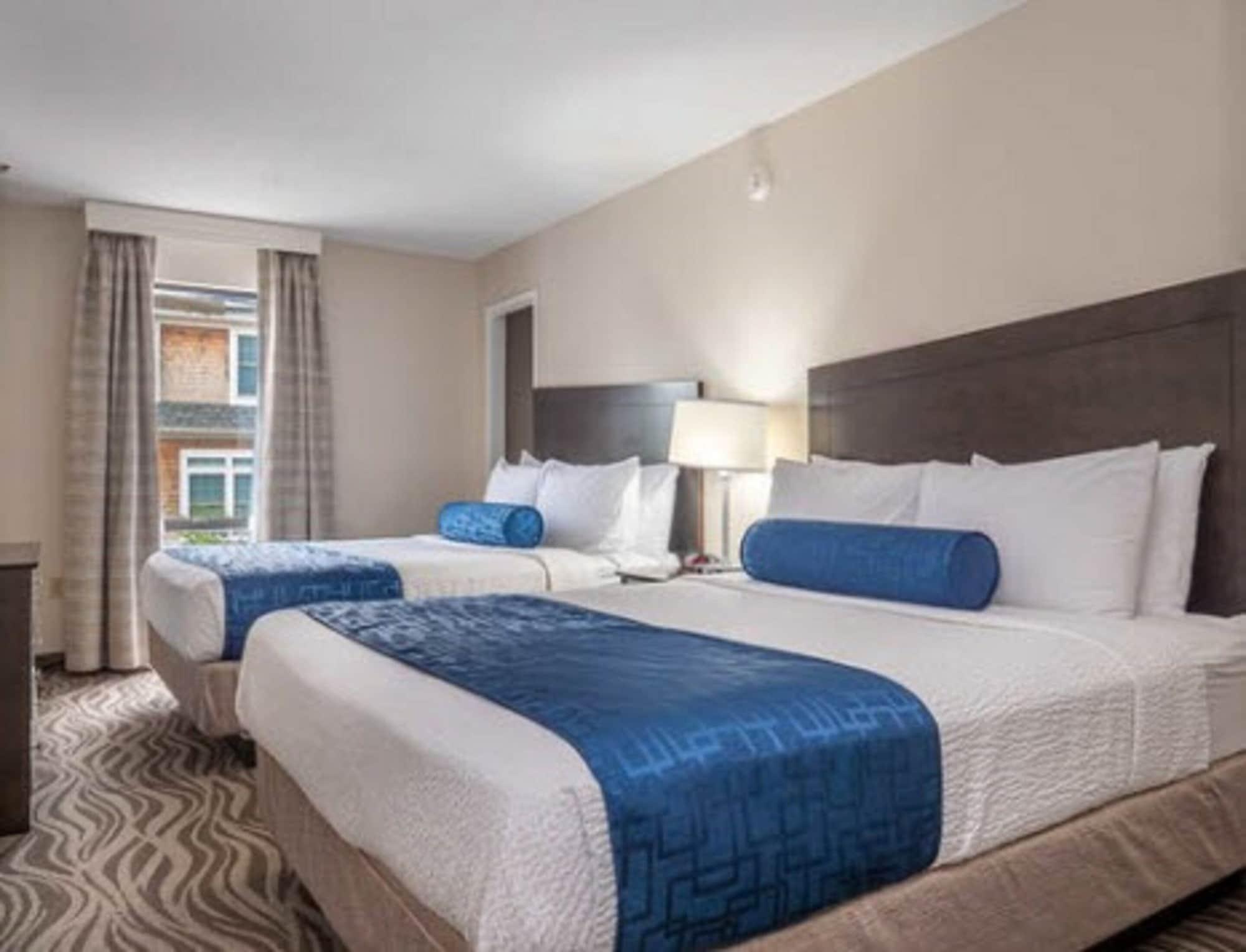 The Breakers Hotel & Suites 레오보스 비치 외부 사진
