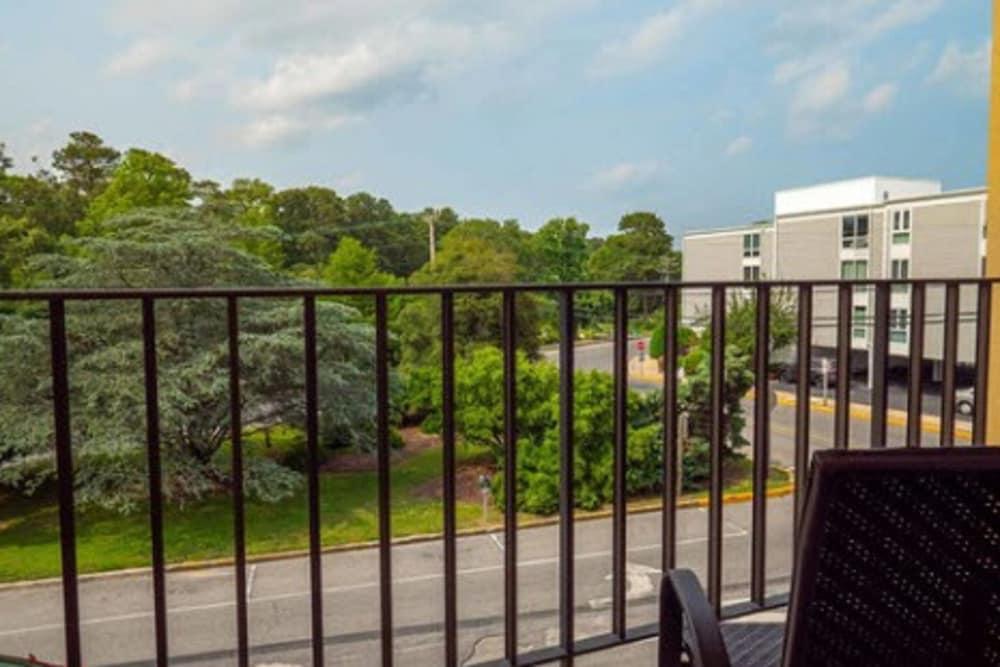 The Breakers Hotel & Suites 레오보스 비치 외부 사진